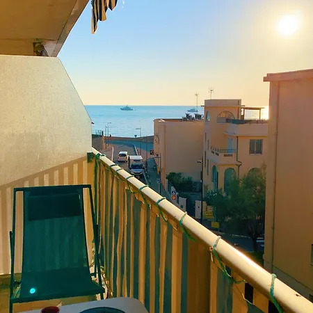 Superbe Appartement Avec Terrasse Et Parking Antibes Lejlighed Antibes