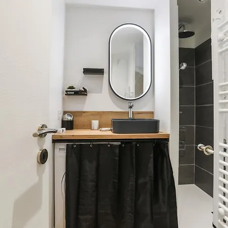 Superbe Appartement Avec Terrasse Et Parking Antibes * Antibes