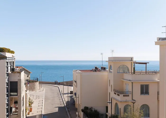 Superbe Avec Terrasse Et Parking * Antibes